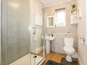 Brimrod - Bathroom