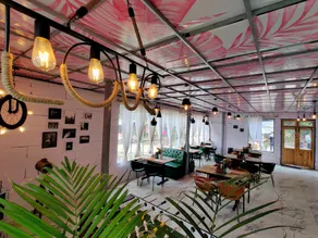 The Bunker House - Restaurant