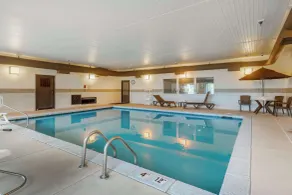 Comfort Inn & Suites Pittsburg KS - Pool