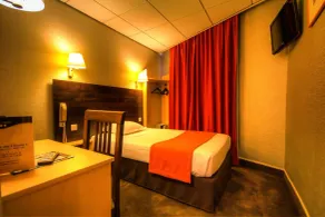 Hôtel Des Trois Gares - Chambre