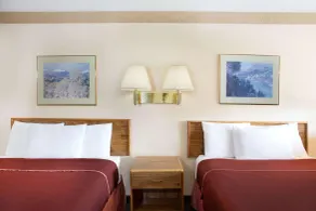Howard Johnson by Wyndham Brigham City - Room