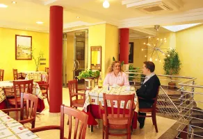 Hotel Legazpi - Restaurant
