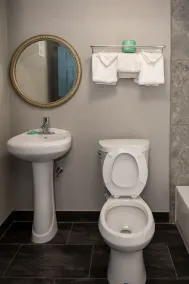 Riverside Inn and Suites - Salle de bain