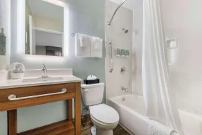 Best Western Carlsbad by the Sea - Salle de bain