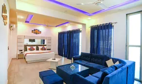 FabHotel F9 Noida Sector 27 - Room