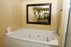 Best Western Plus Goldsboro - Salle de bain