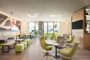 Super 8 by Wyndham Munich City North - Lobby