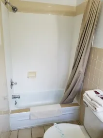 The Simplicity Inn - Baño