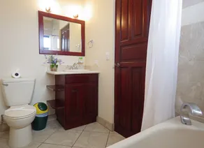 The Oaks Tamarindo Condominium - Baño