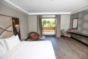DoubleTree By Hilton Istanbul Gayrettepe - View from room