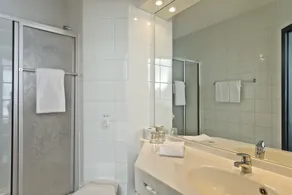 Days Inn Dessau - Bathroom