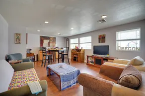 Springfield Apt w/ Deck + Central Location! - Interior