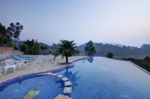 Contour Island Resort & Spa - Piscine