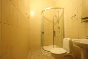Laguna - Bathroom