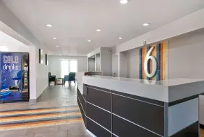 Studio 6-Denton, TX - UNT - Lobby