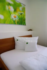 Hotel Lindenallee - Quarto