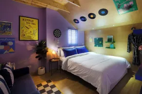 Kitsch Hotel - Habitación