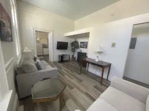 THE CARRICK - Room