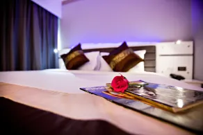 C & N Hotel Patong, Phuket - Rom