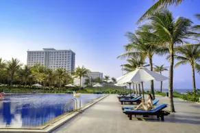 Ocean Waves Resort Cam Ranh - Pool