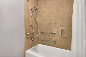 Days Inn & Suites by Wyndham Houston Hobby Airport - Salle de bain