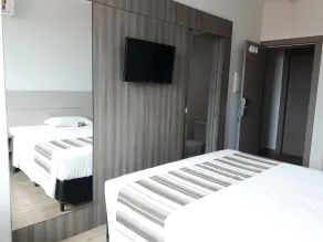 Hotel Valerim Itajaí / Navegantes - Room