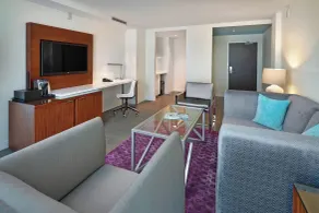 Renaissance Edmonton Airport Hotel - Chambre