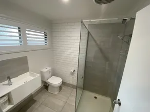 Southern Ocean Motor Inn - Bathroom