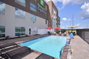 Holiday Inn Express Donaldsonville by IHG - Basseng