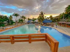 Acacia Hotel Bacolod - Piscine