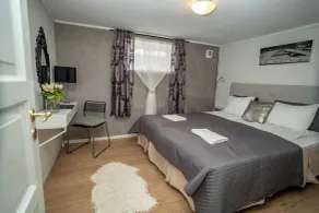 BnB Apartment 1 nice Cozycentral 2 Rooms by Berti - Værelse