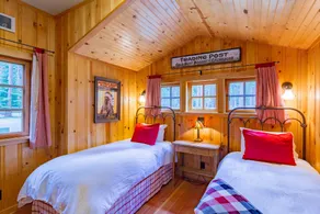 Lake Creek Lodge - Rom
