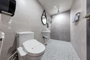 Ballantine Business Hotel - Badezimmer