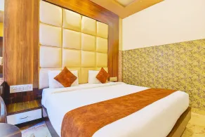 The Royal Galaxy - Hotel in Fateh Sagar Rd - Room