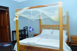 Kamfart Safari Lodge - Room