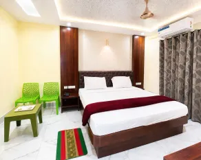 HOTEL ARYA PALACE - Room