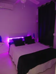 Apartamento E&R Málaga Centro- Parking gratis - Værelse
