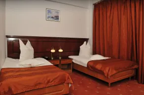 Hotel Emma Est - Room