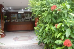 Bonny Hotel 4 Floors No Elevator - Hall
