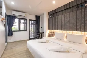 Baan Kun Mhor Hostel บ้านคุณหมอโฮสเทล - Vue de la chambre