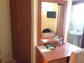 ACK Guest House Homabay - Zimmer