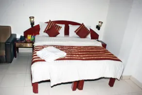 Trevon South Indian Hotel Karol Bagh - Quarto