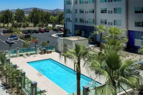 Element by Marriott Ontario - Piscine