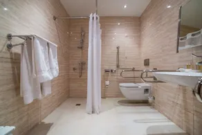 Holiday Inn Łódź by IHG - Bathroom