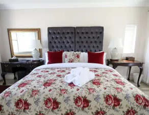Elephant Country Guest House - Zimmer