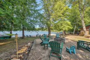 Steps to Lakefront: Dog-friendly Cabin in Levering - Interiör