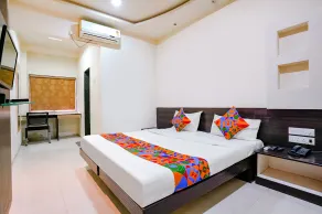FabHotel Regent Inn - Nr SkyWalk Bridge - Chambre