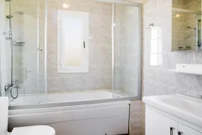 Important Group Villa BD463 4 Bedrooms - Bathroom
