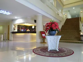 Hotel Rangkayo Basa Padang Panjang - Reception