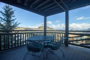 Marys Lake Lodge Mountain Resort and Condos - Chambre